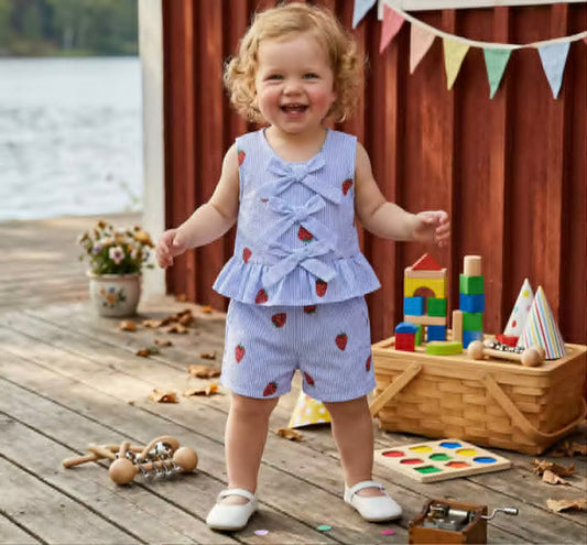 PREORDER - Strawberries + Bows Set