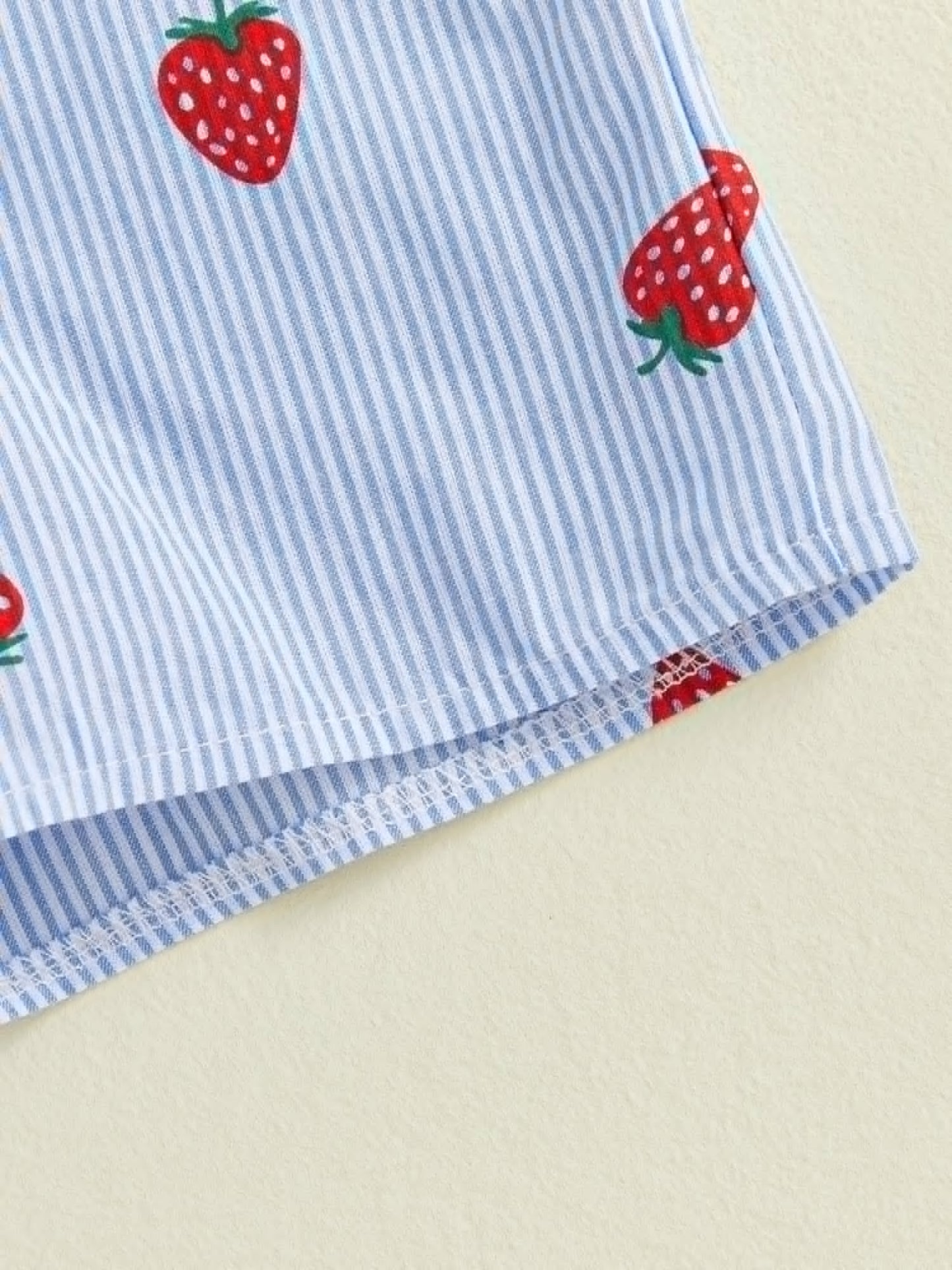 PREORDER - Strawberries + Bows Set